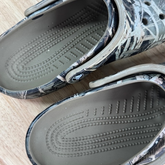 Crocs Classic Realtree Max 4 Camo Print Slip On Clog Sandals Green Mens 8 - Picture 10 of 11